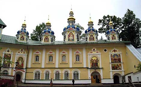 Успенский храм Псково-Печерского монастыря