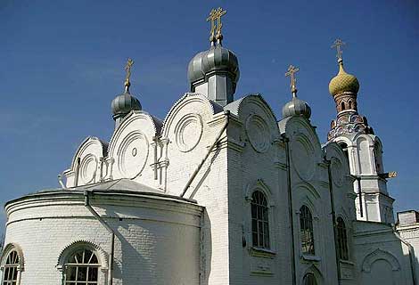 7 августа Святая Церковь совершает память преподобного Макария Желтоводского. В этот день в храме в честь Святой Троицы поселка Троицкий Посад Высокопреосвященнейшим Иоанном были совершены Божественная литургия и крестный ход.